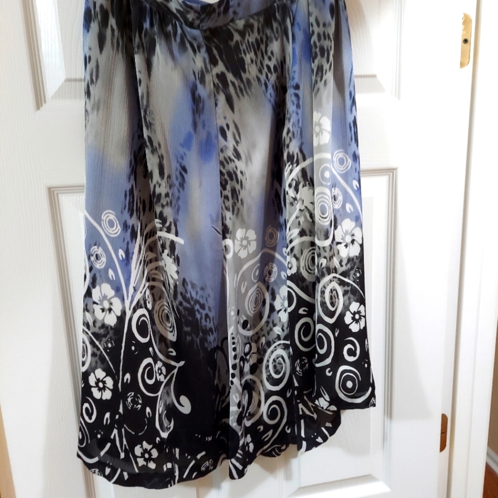 NY gard multi color skirt. Size 16